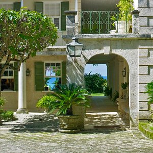 Colonial style luxury mansion on beach location in Barbados