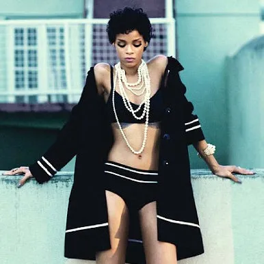 rihanna for glamour us photographer terry tsiolis