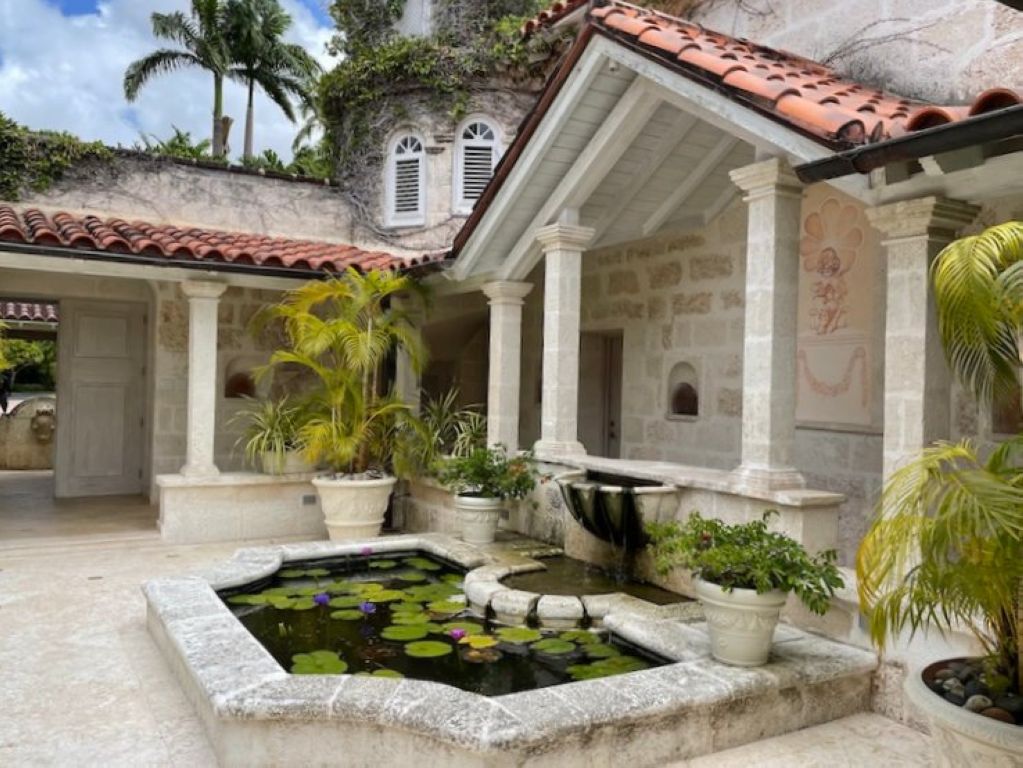 Coral stone manor