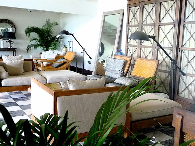 Decorating with a Caribbean Influence  Caribbean living room, Tropical  home decor, Tropical living room